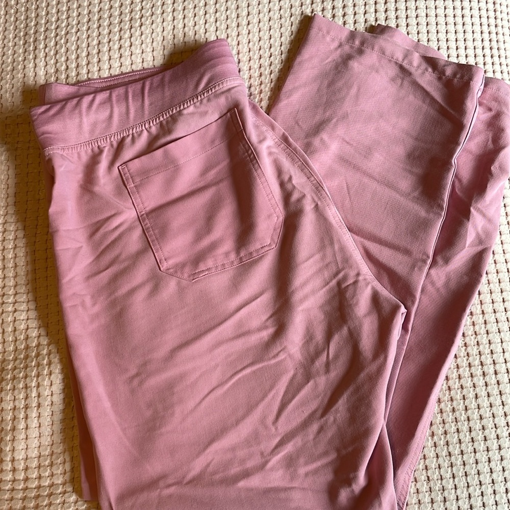 Figs chalk pink Livingston XL